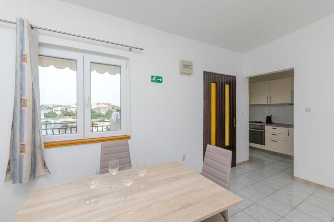 Apartment Brnabic โรกอซนิซา ภายนอก รูปภาพ